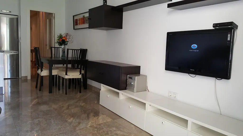 Отель Apartamento Neptune Торремолинос 0*,